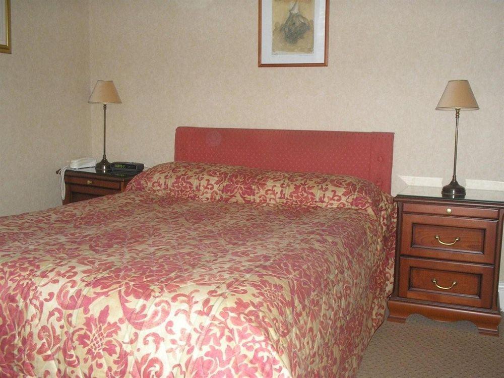 Cheshire Hospitality Ltd T\/A Lennox Lea Studios & Apartments Sale Kültér fotó