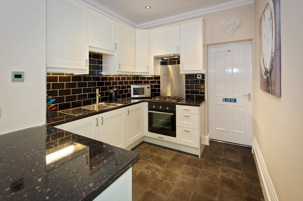 Cheshire Hospitality Ltd T\/A Lennox Lea Studios & Apartments Sale Kültér fotó