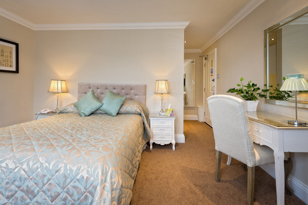 Cheshire Hospitality Ltd T\/A Lennox Lea Studios & Apartments Sale Kültér fotó