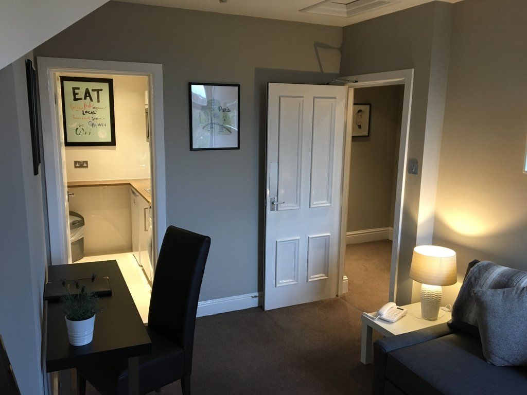 Cheshire Hospitality Ltd T\/A Lennox Lea Studios & Apartments Sale Kültér fotó